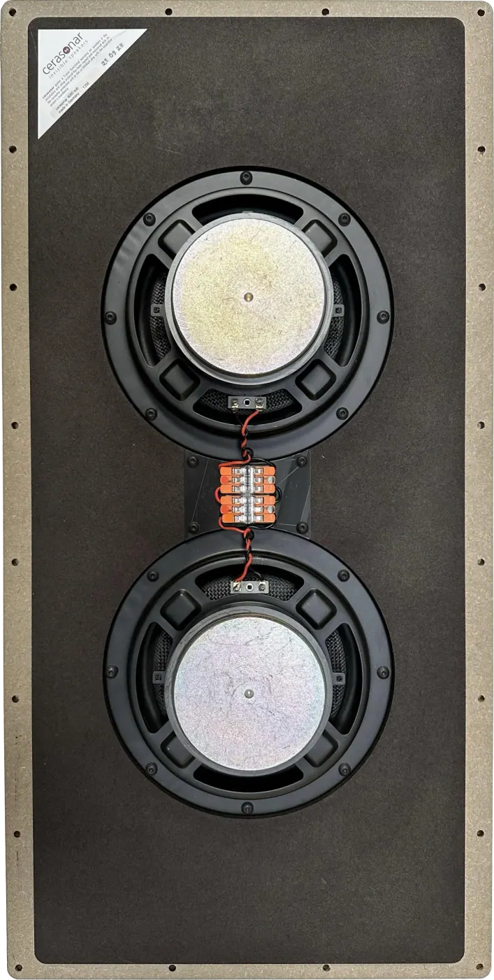Cerasonar 4080 Sub Subwoofer Invisível em composição visual do catálogo MyConcert de áudio e automação