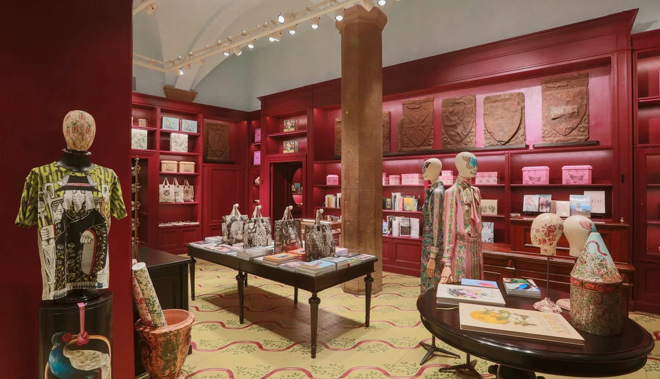 Ambiente do projeto Museu e restaurante Gucci Garden com áudio K-array aplicado a museus, exposições e centros culturais na Itália