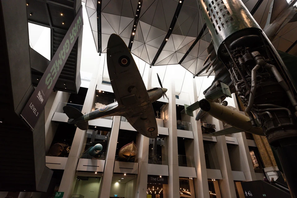 Ambiente do projeto Museu Imperial da Guerra com áudio K-array aplicado a museus, exposições e centros culturais no Reino Unido
