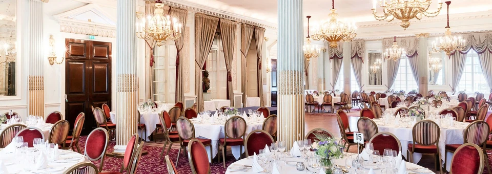 Ambiente do projeto Royal Automobile Club com áudio K-array aplicado a edifícios históricos e espaços protegidos no Reino Unido